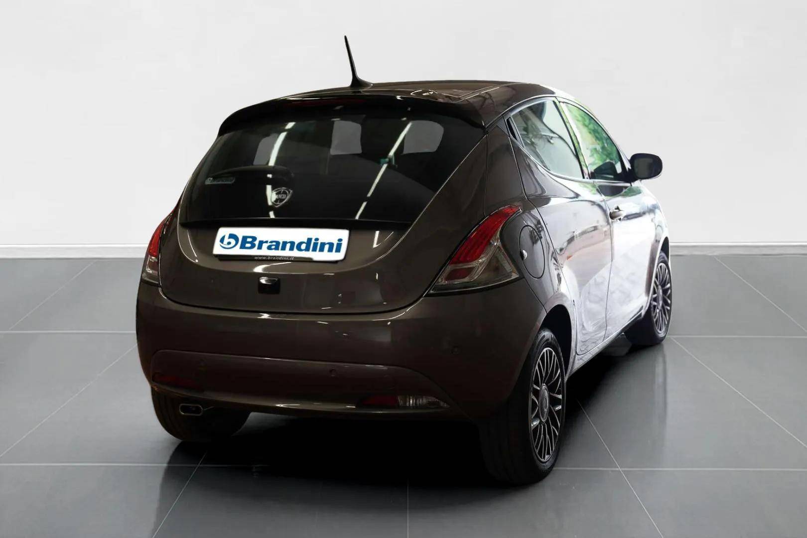 LANCIA Ypsilon - Foto 7