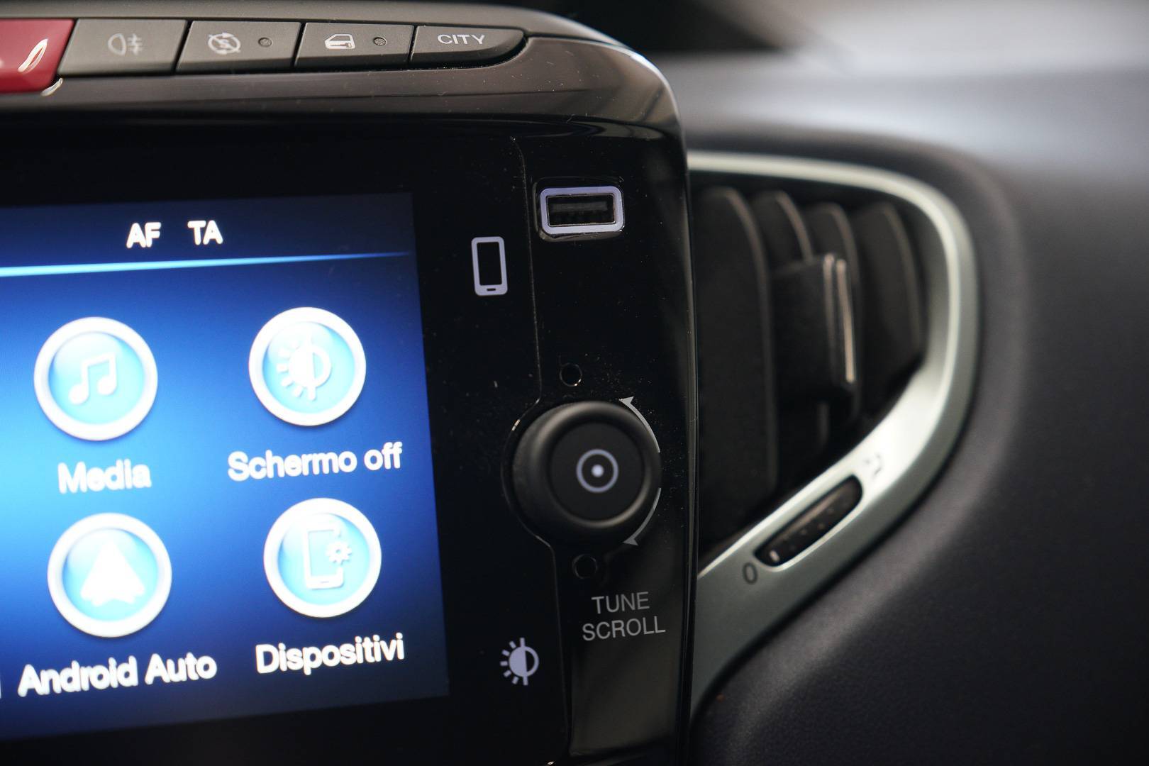 LANCIA Ypsilon - Foto 15
