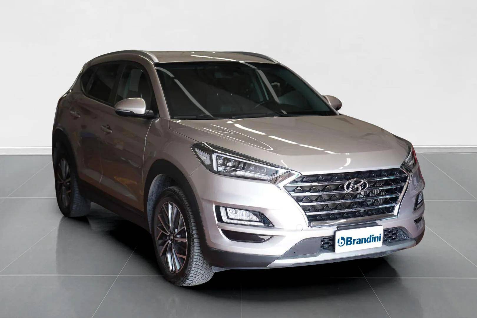 HYUNDAI Tucson - Foto 3