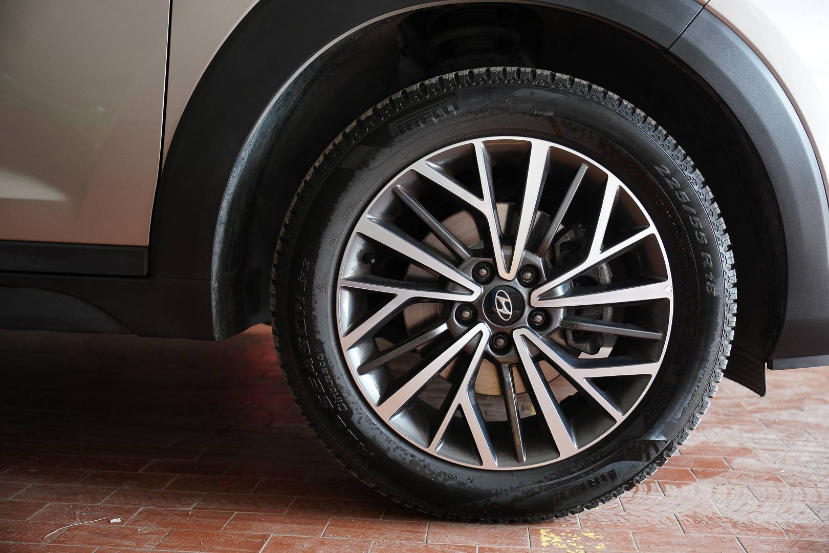 HYUNDAI Tucson - Foto 6