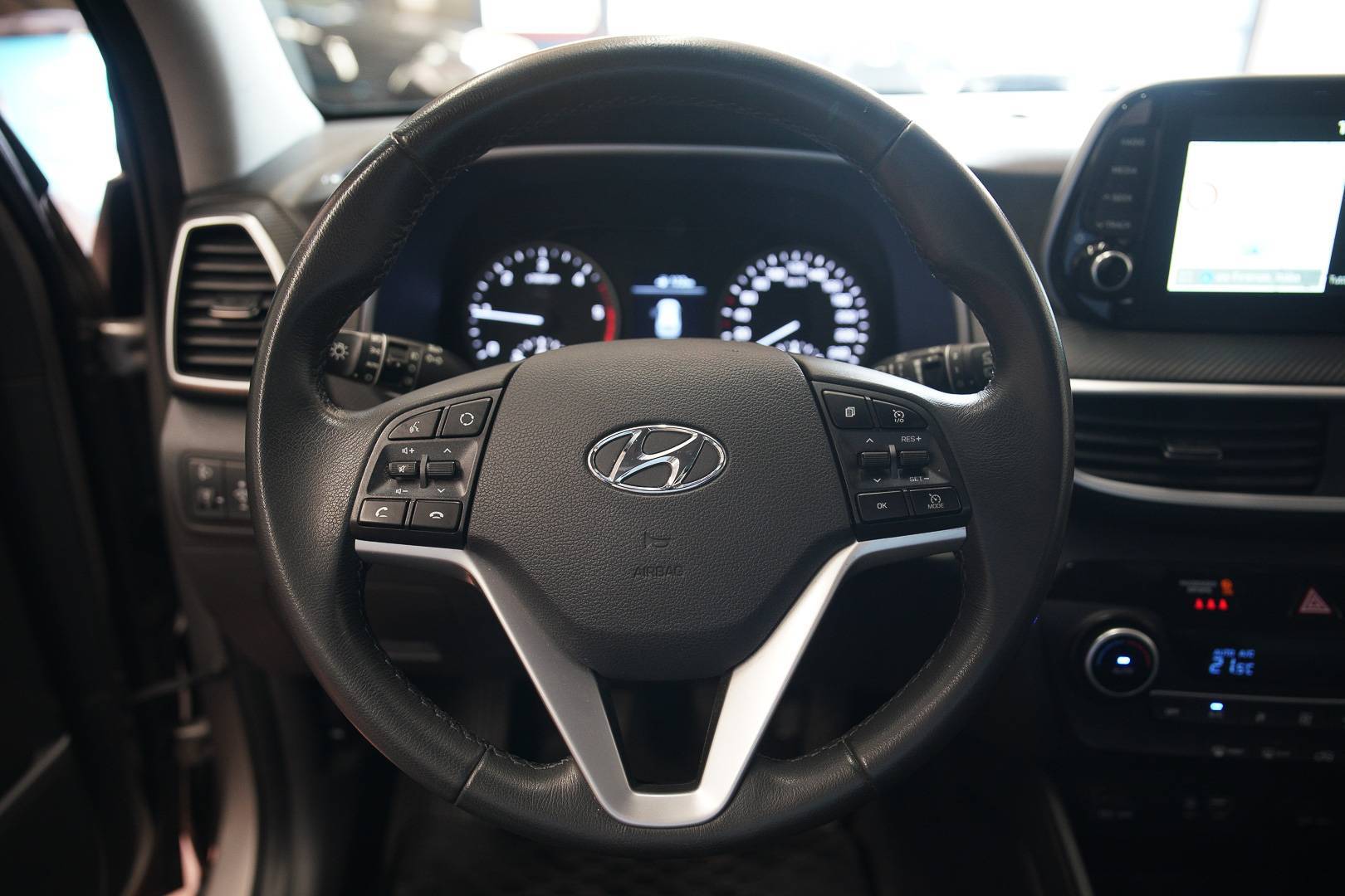HYUNDAI Tucson - Foto 10