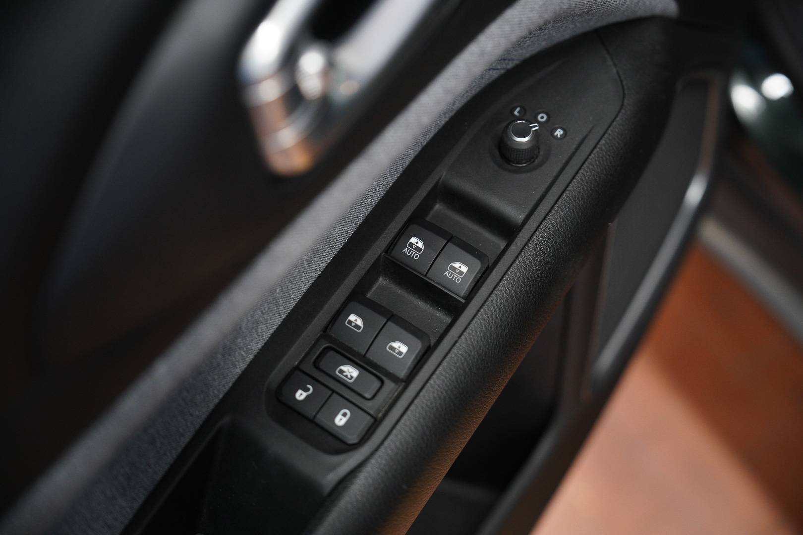 JEEP Compass - Foto 9