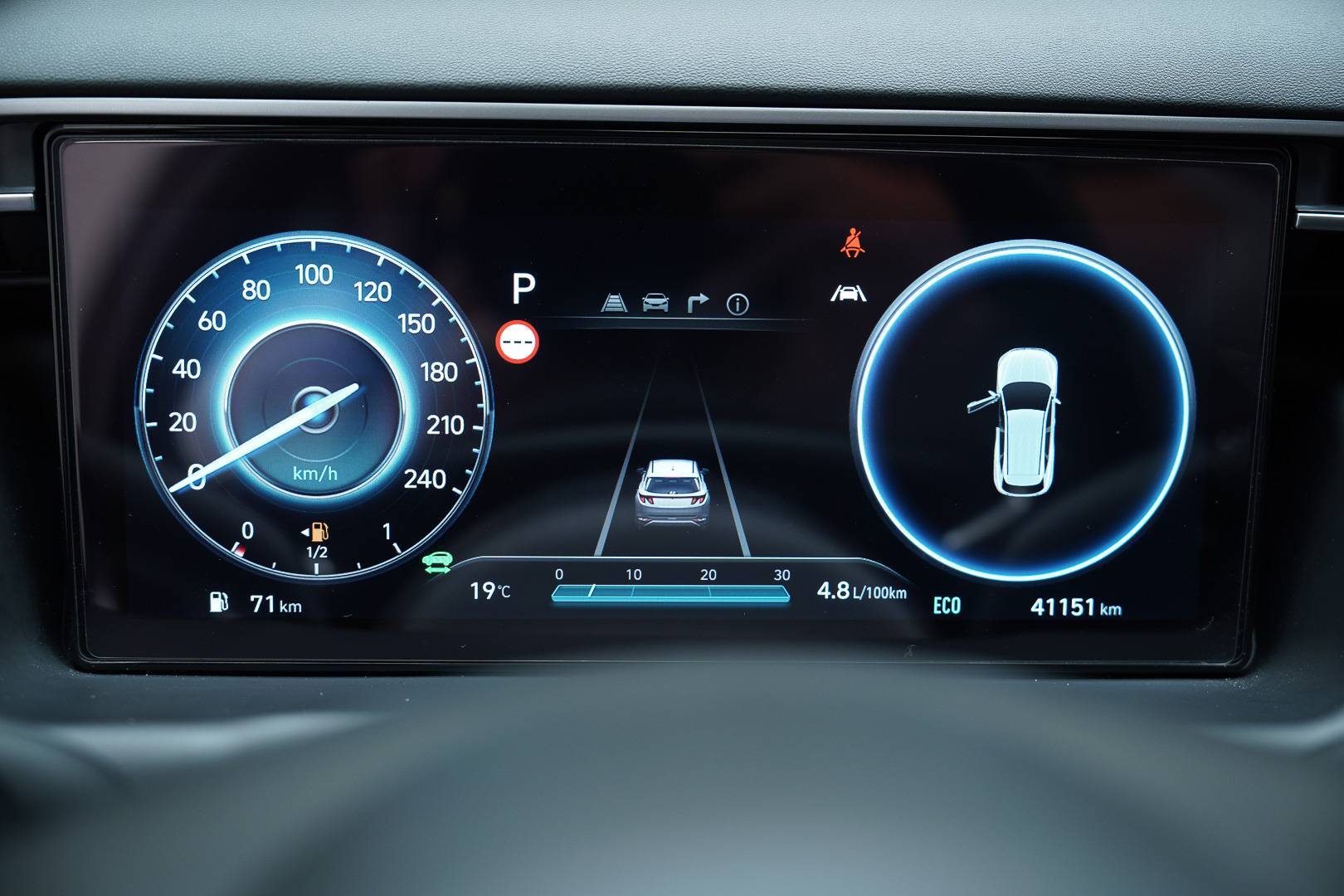 HYUNDAI Tucson - Foto 15