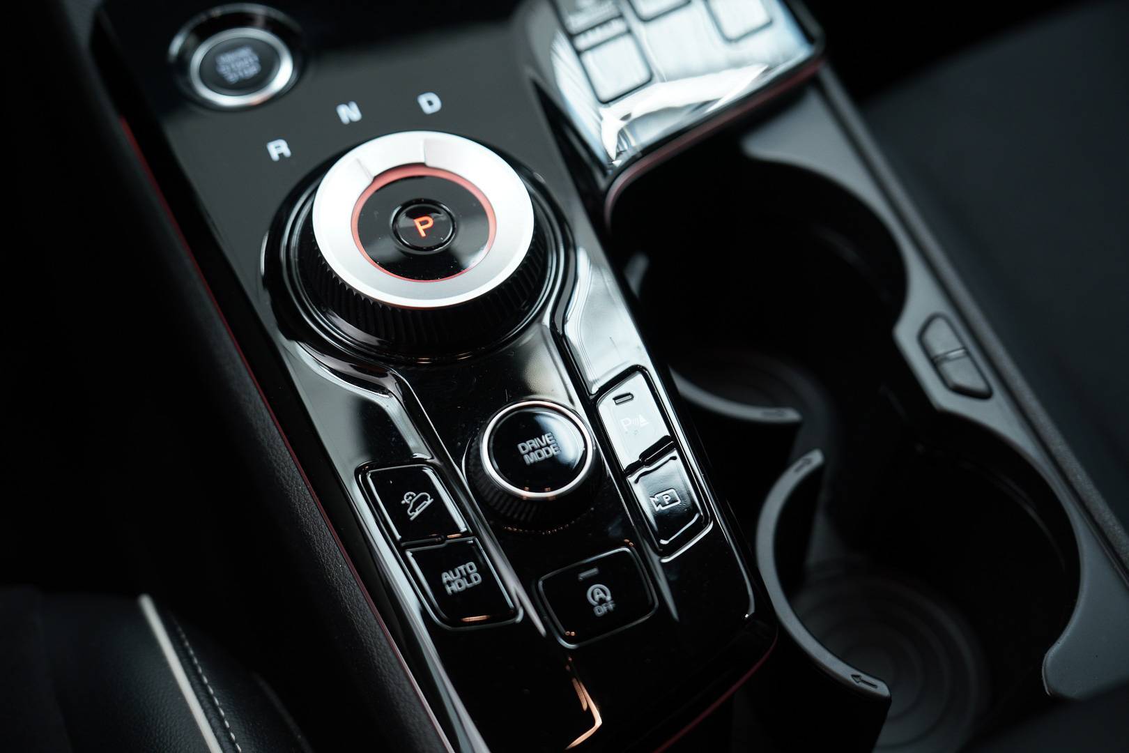 KIA Sportage - Foto 18