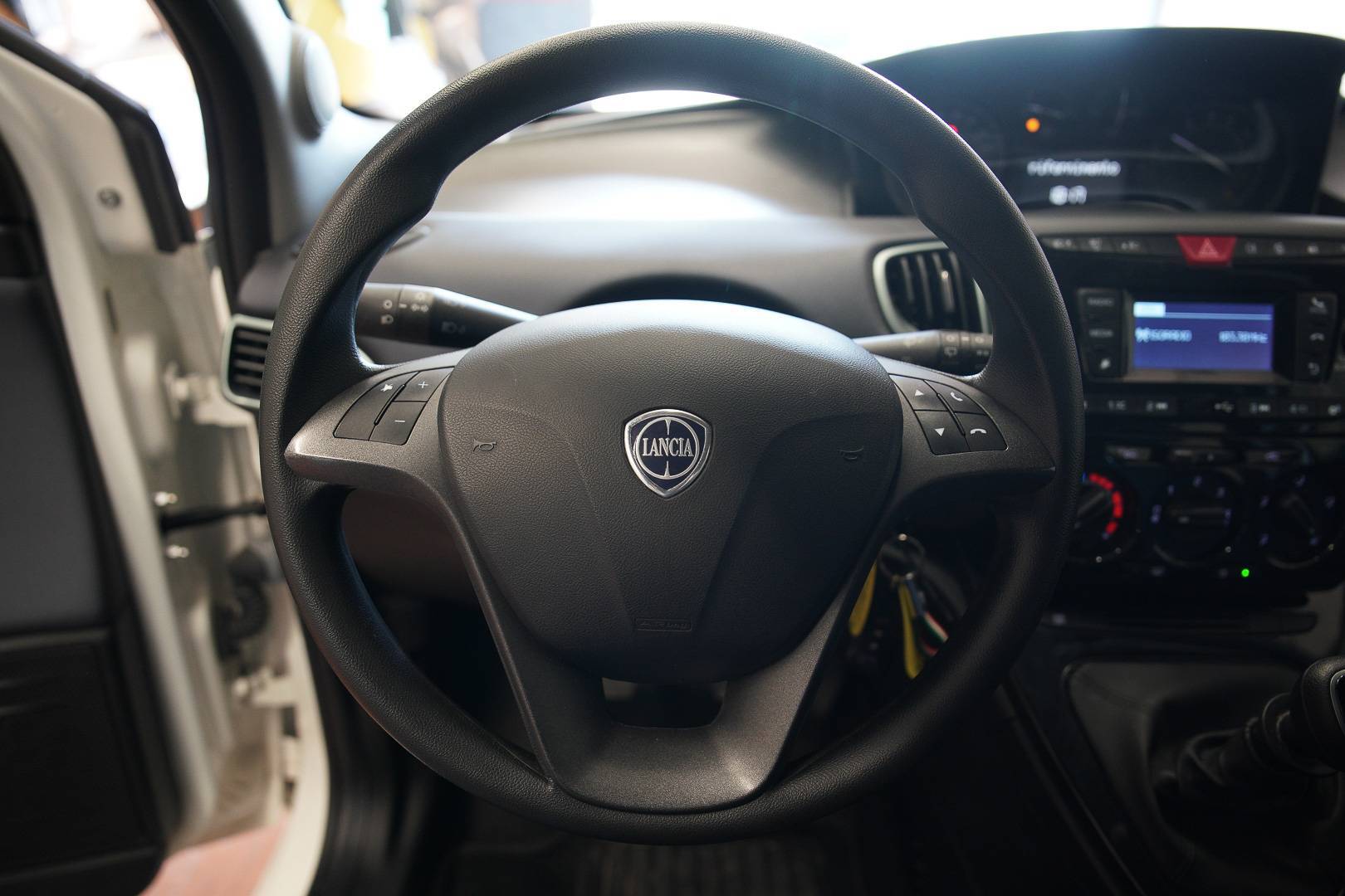 LANCIA Ypsilon - Foto 10