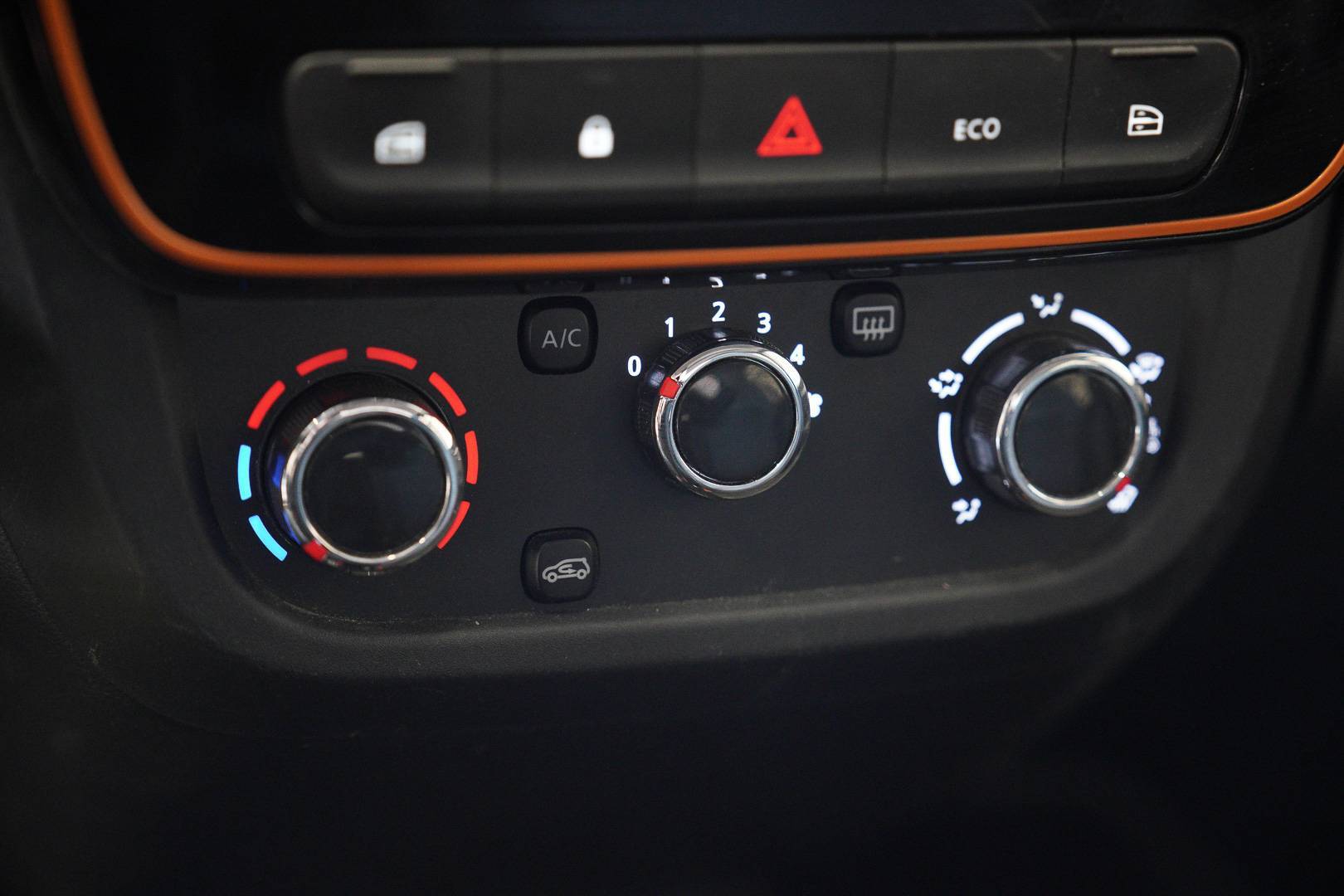 DACIA Spring - Foto 15