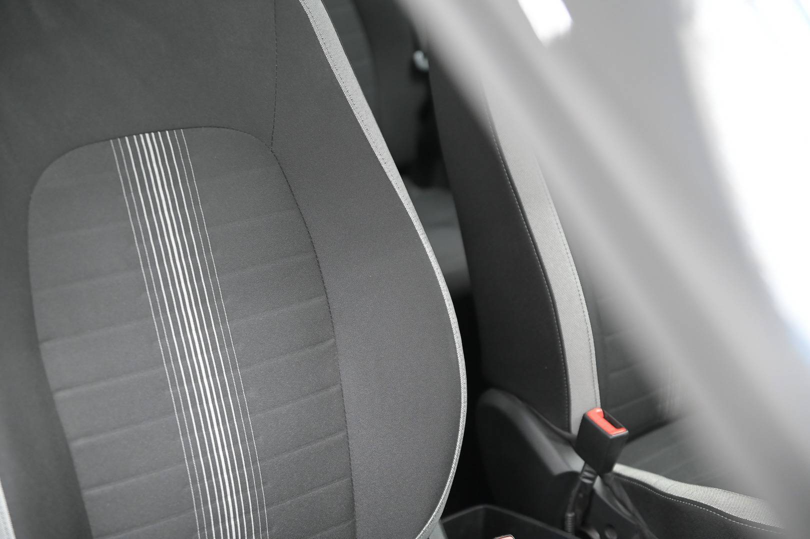 HYUNDAI I10 - Foto 27