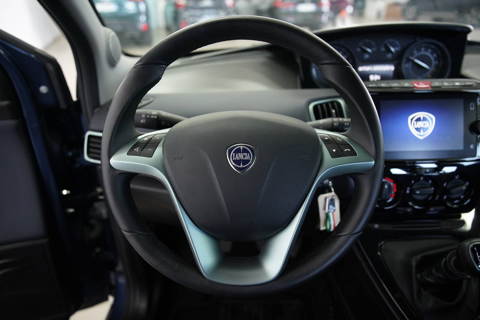 LANCIA Ypsilon - Foto 11
