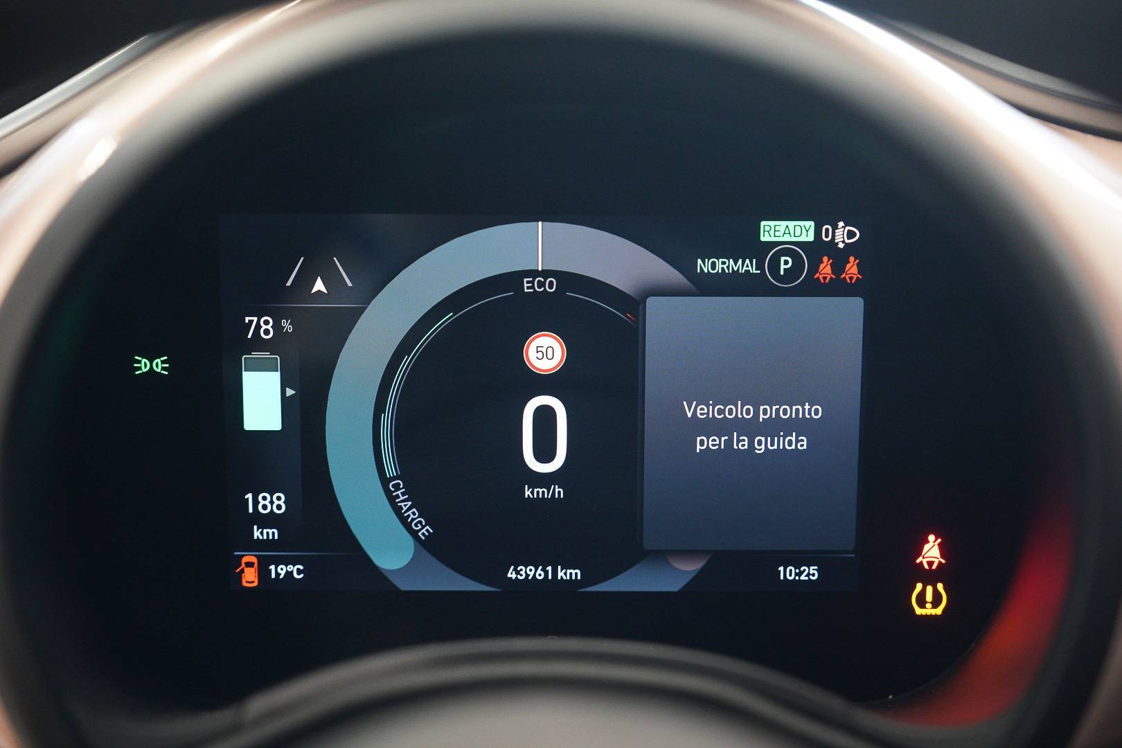 FIAT 500e - Foto 13