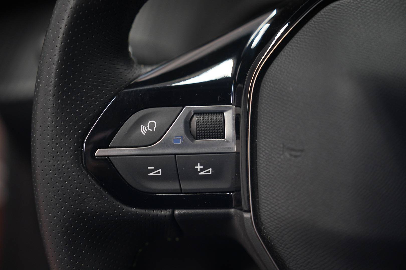 PEUGEOT 2008 - Foto 11