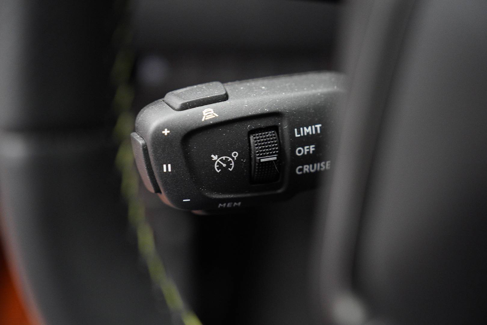 PEUGEOT 2008 - Foto 13