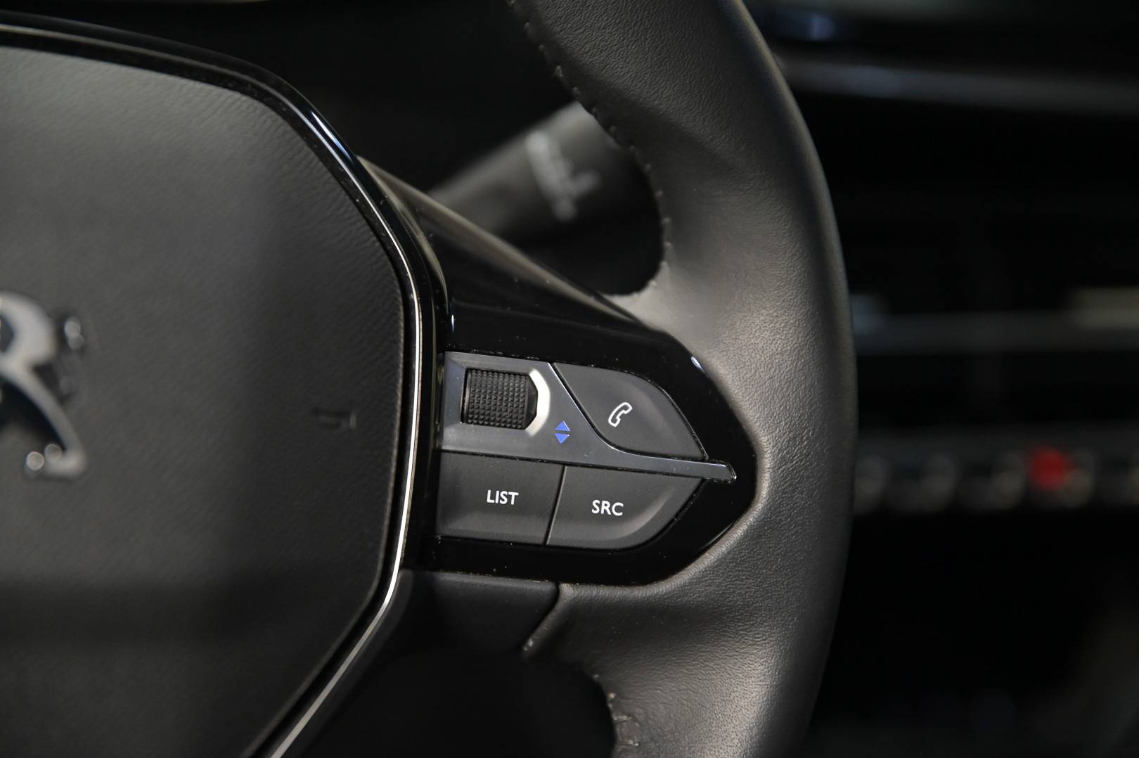 PEUGEOT 2008 - Foto 18