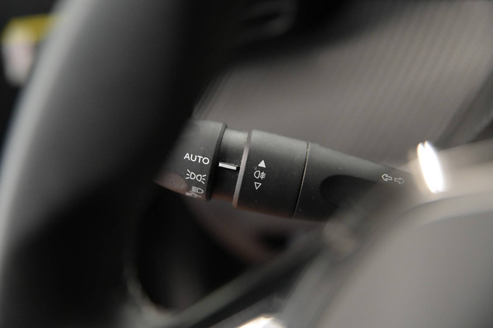PEUGEOT 2008 - Foto 21