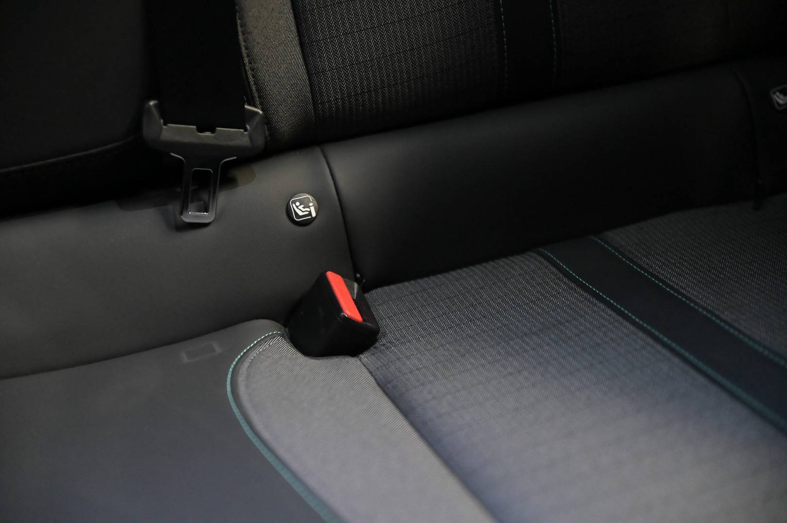 PEUGEOT 2008 - Foto 26