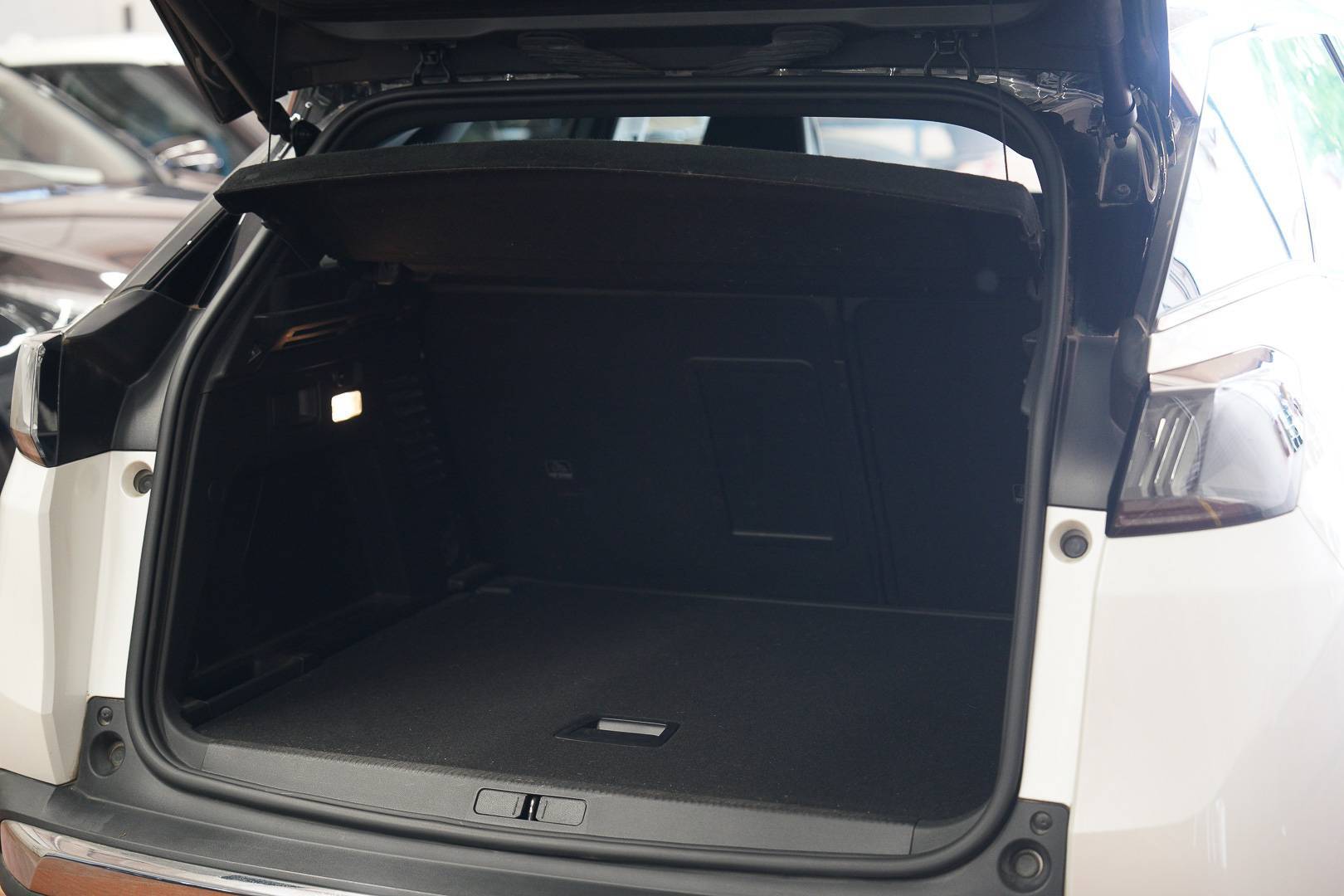 PEUGEOT 3008 - Foto 8