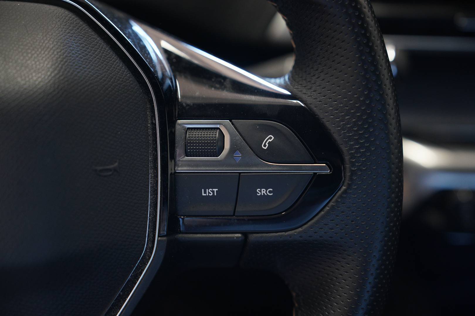 PEUGEOT 3008 - Foto 13