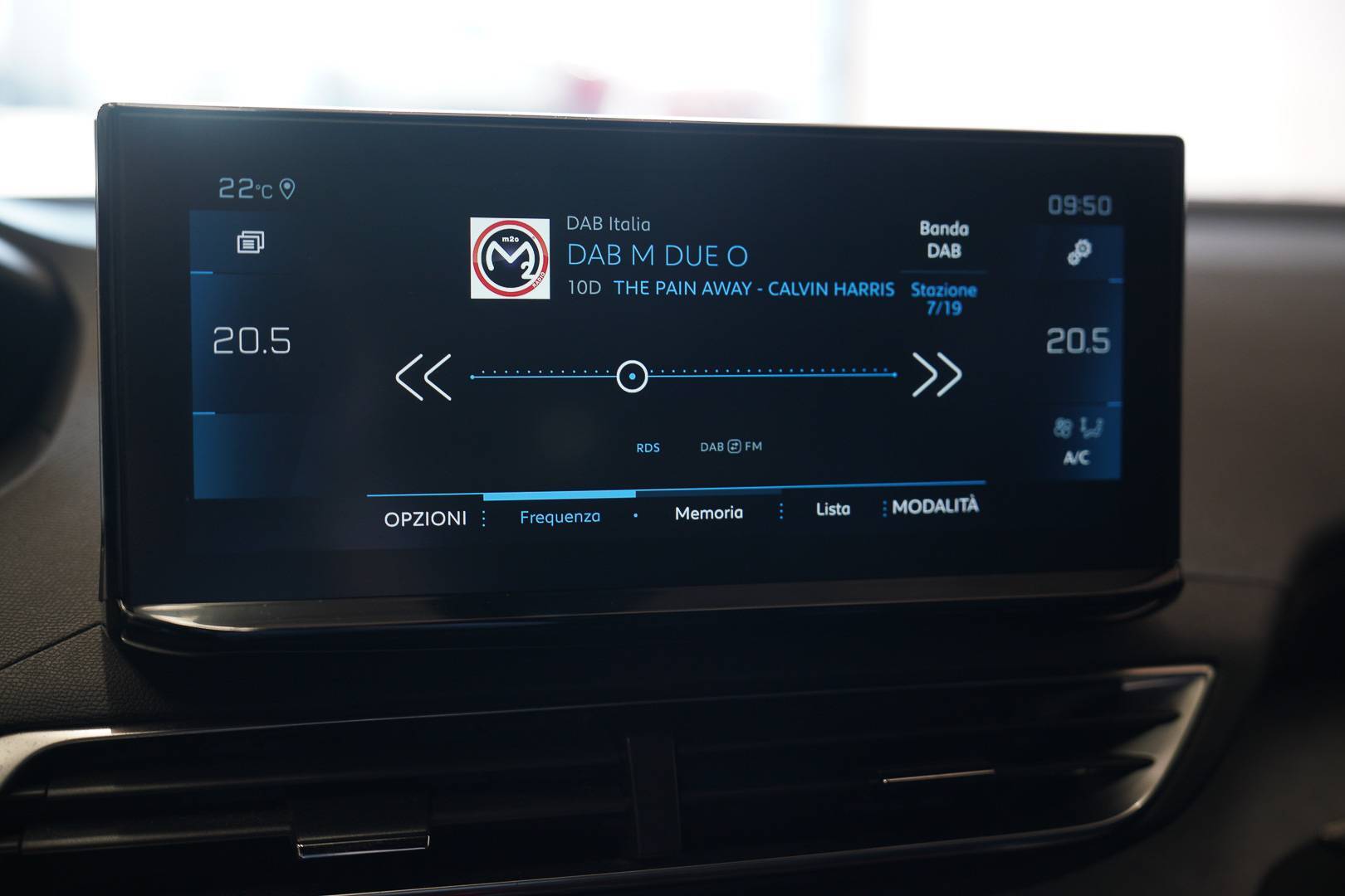 PEUGEOT 3008 - Foto 15