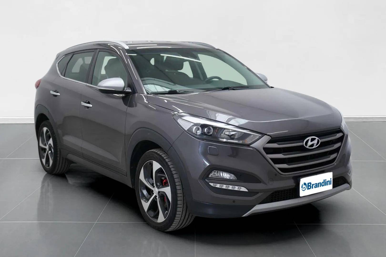 HYUNDAI Tucson - Foto 3