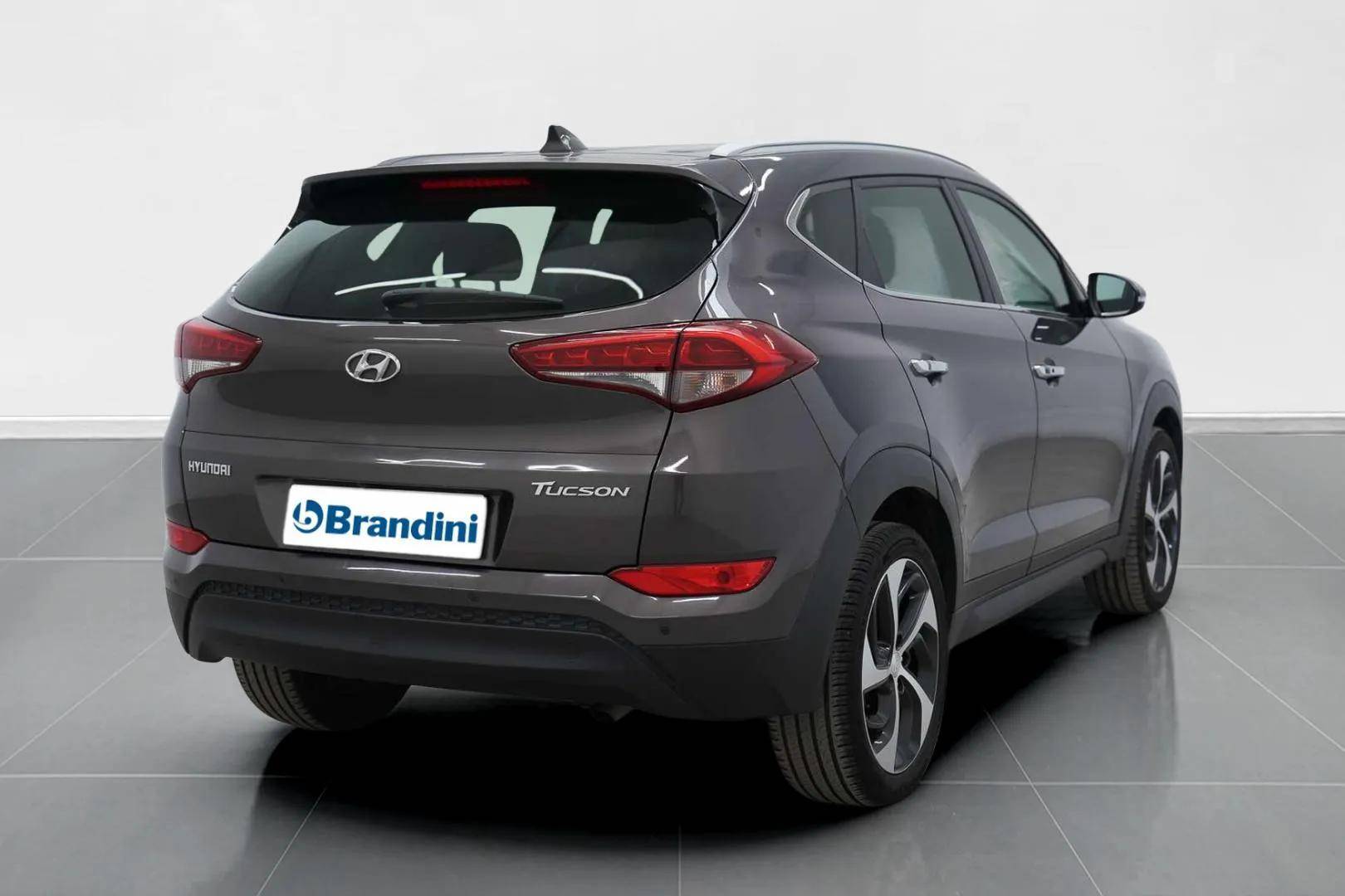 HYUNDAI Tucson - Foto 8