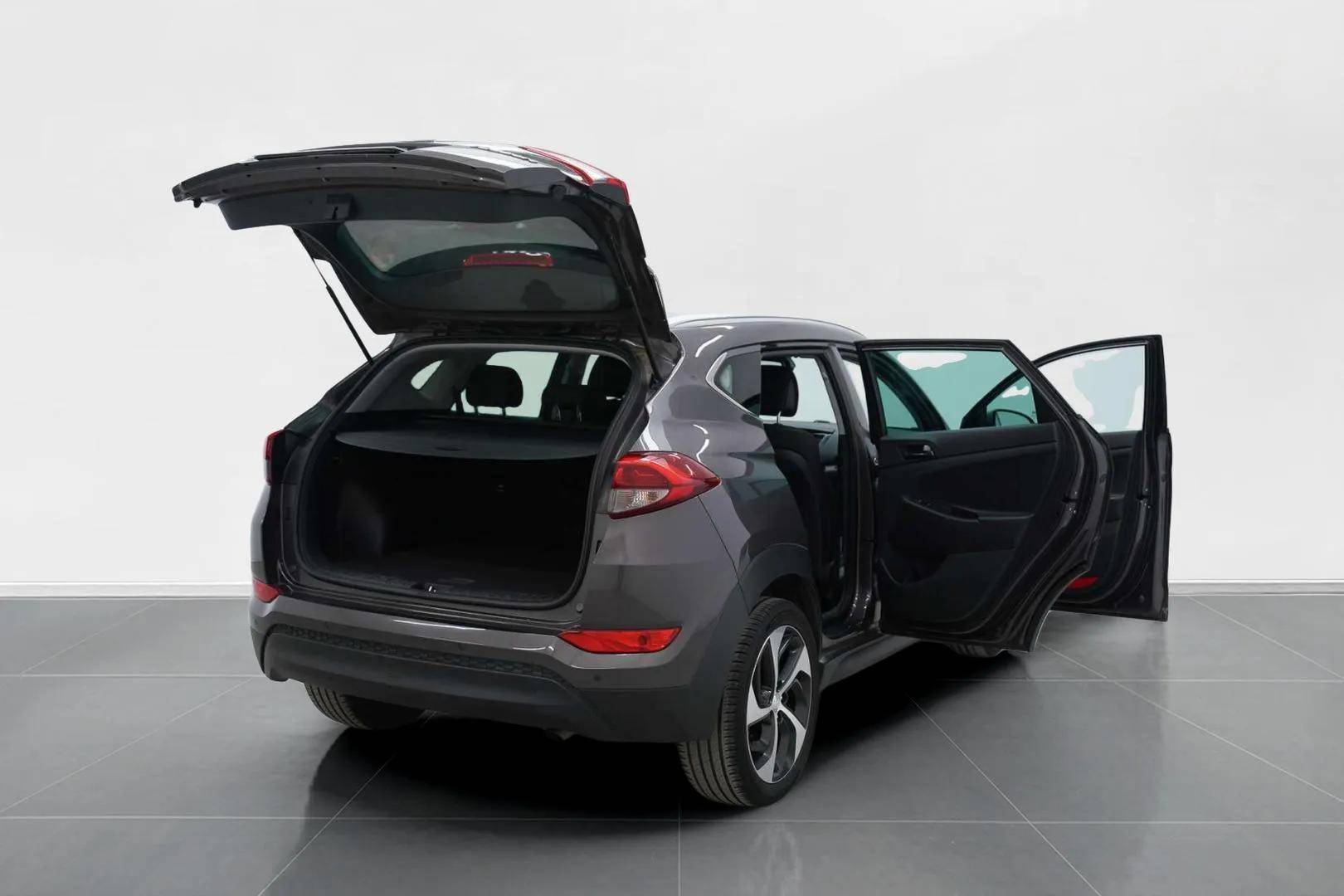 HYUNDAI Tucson - Foto 9