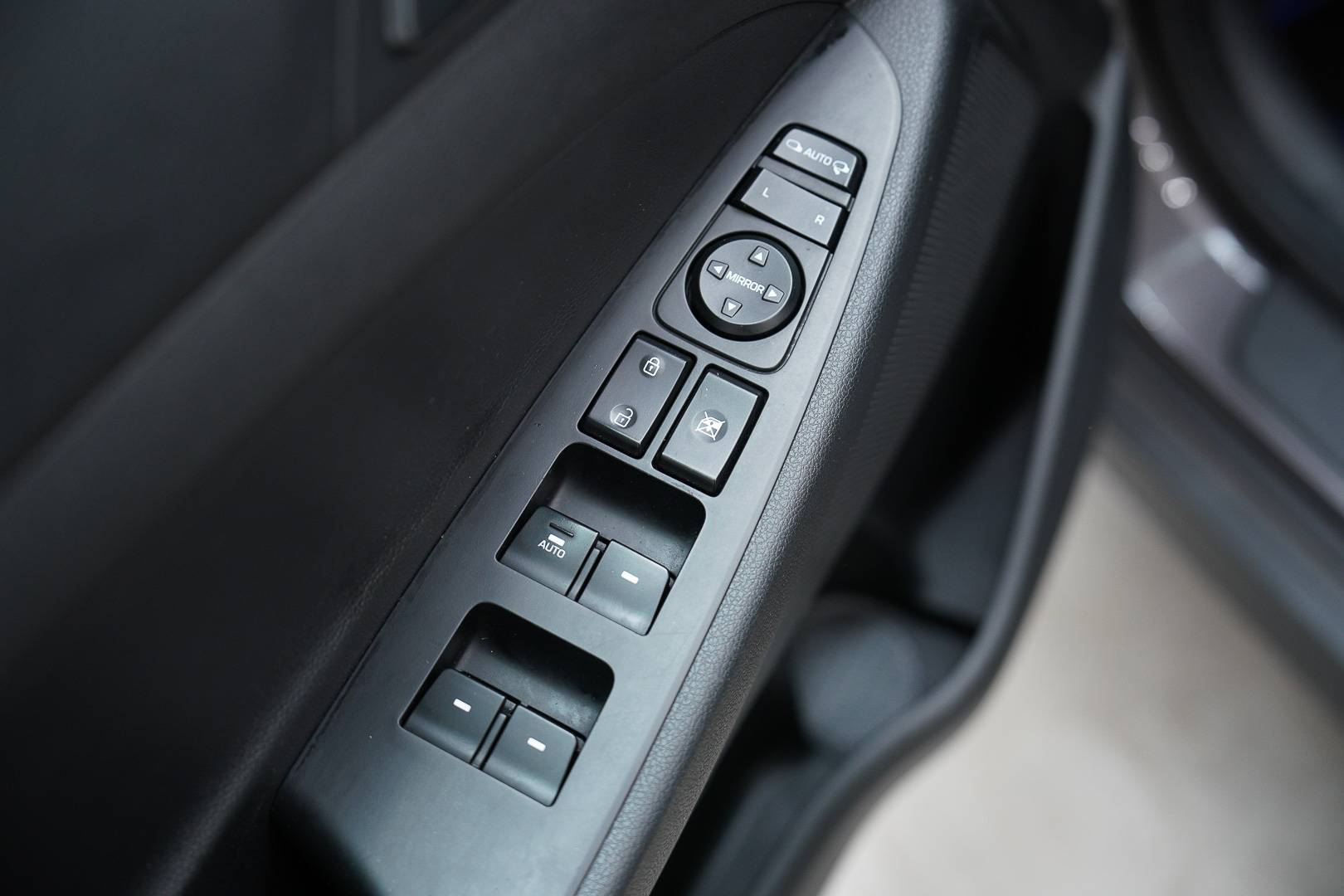 HYUNDAI Tucson - Foto 10