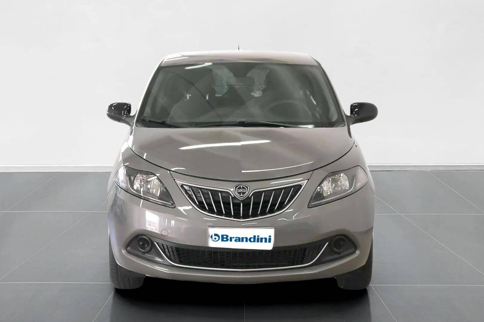 LANCIA Ypsilon - Foto 2