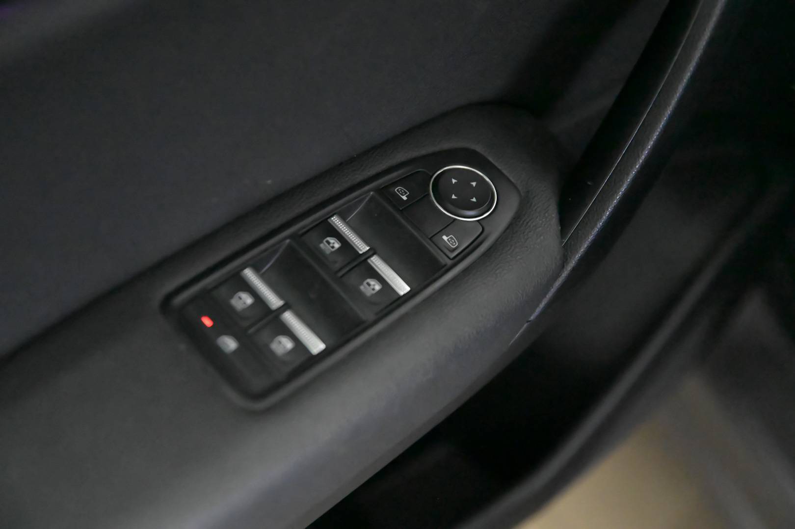 RENAULT Captur - Foto 10