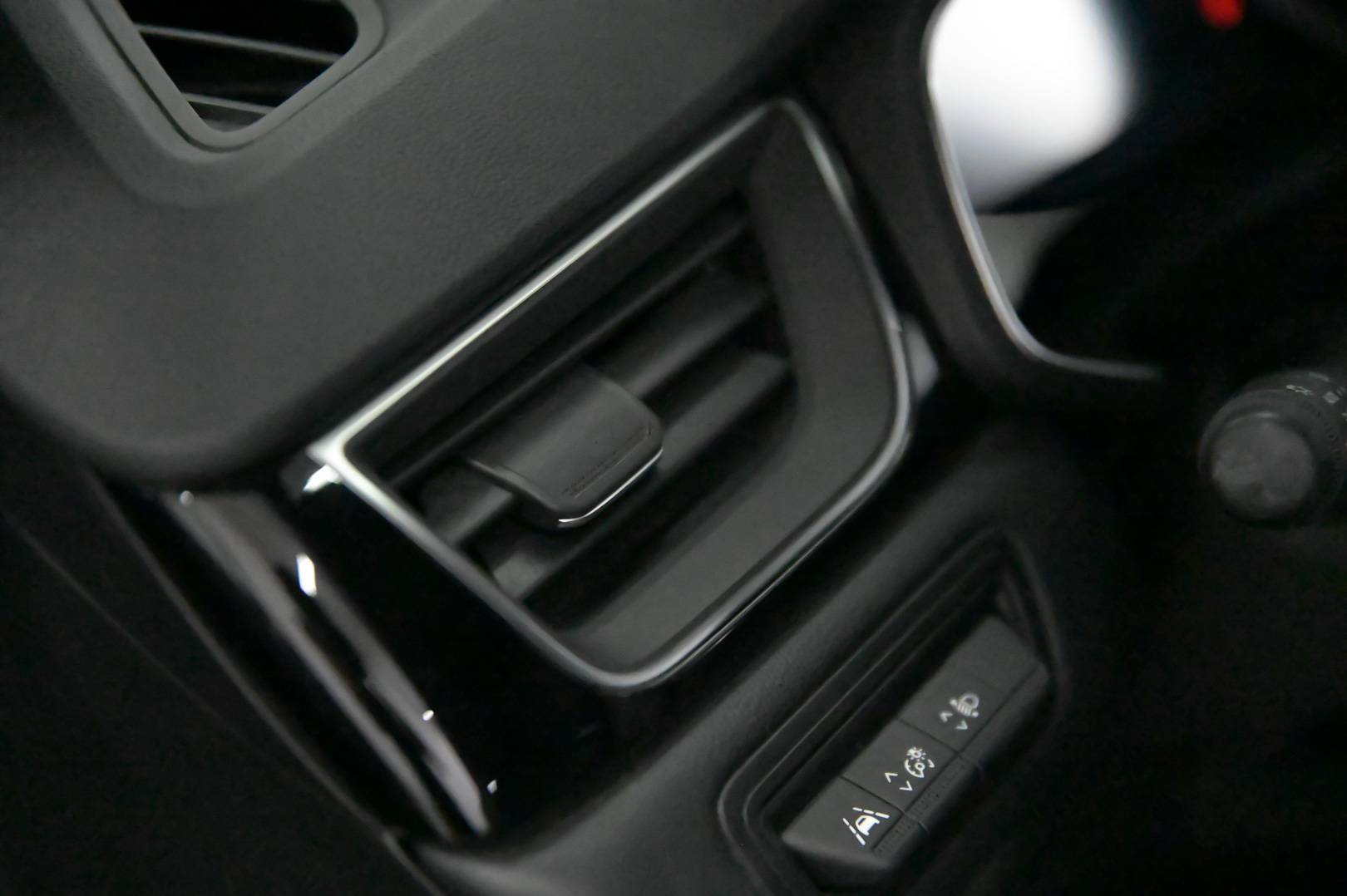 RENAULT Captur - Foto 11