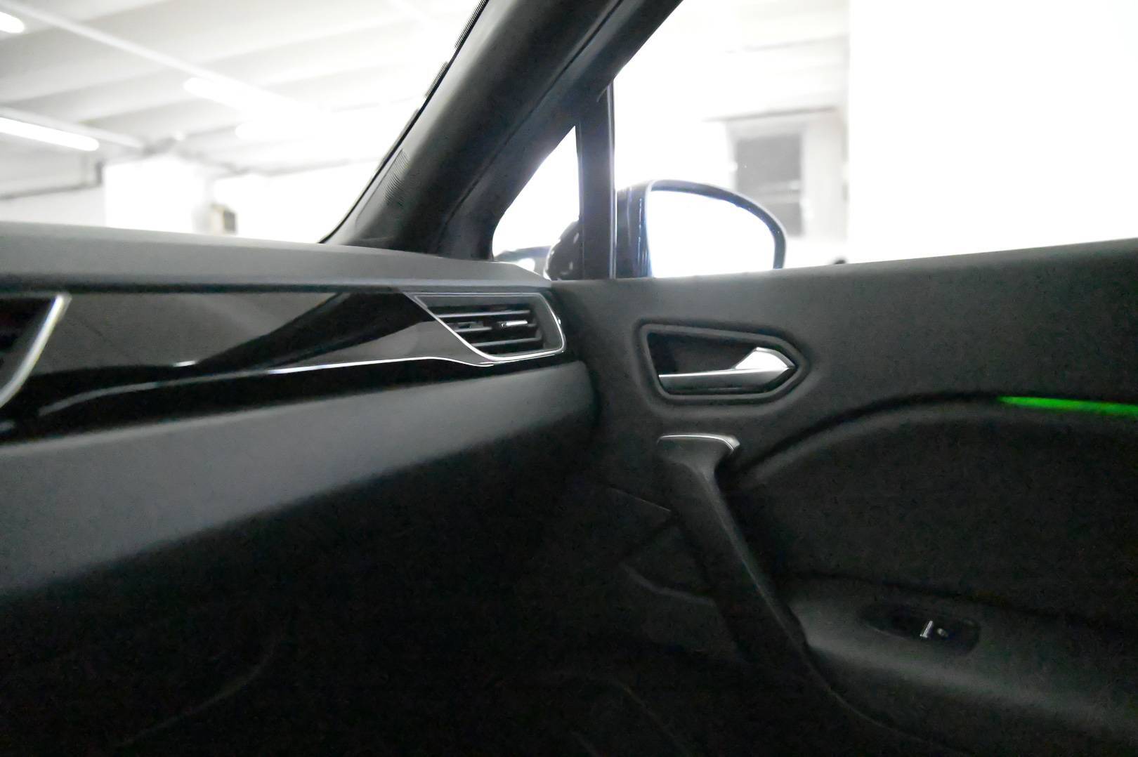 RENAULT Captur - Foto 13