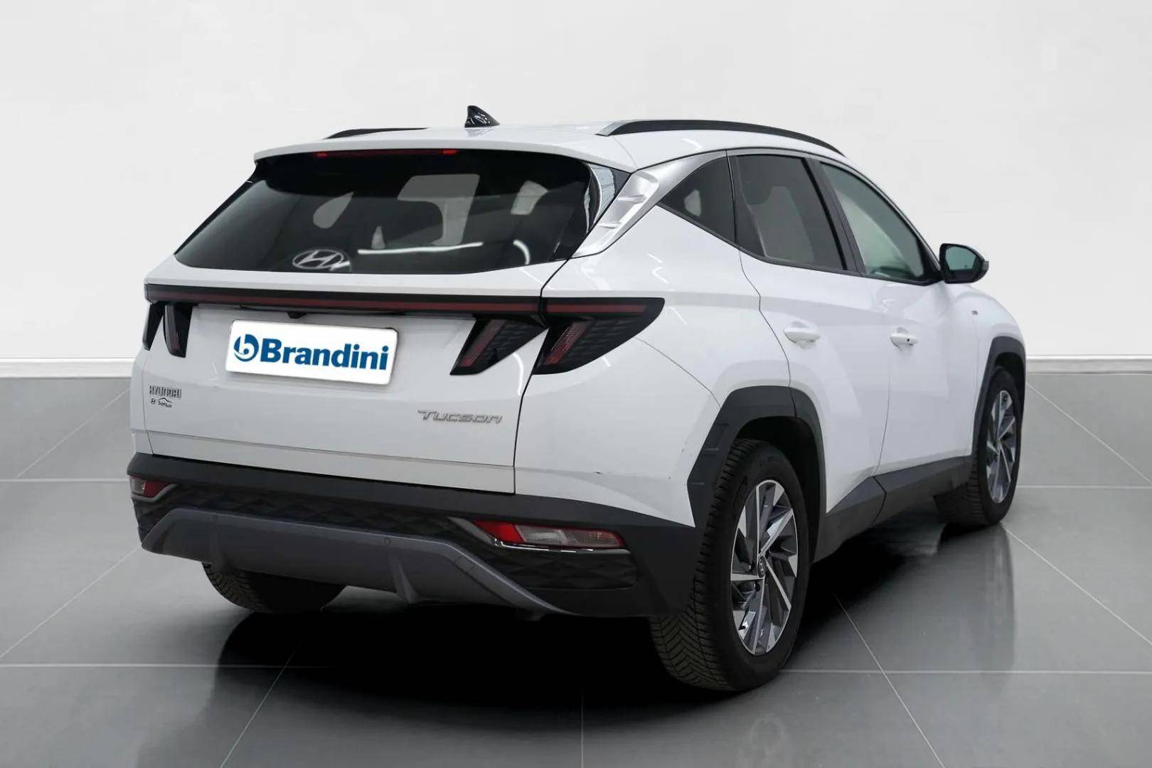 HYUNDAI Tucson - Foto 8