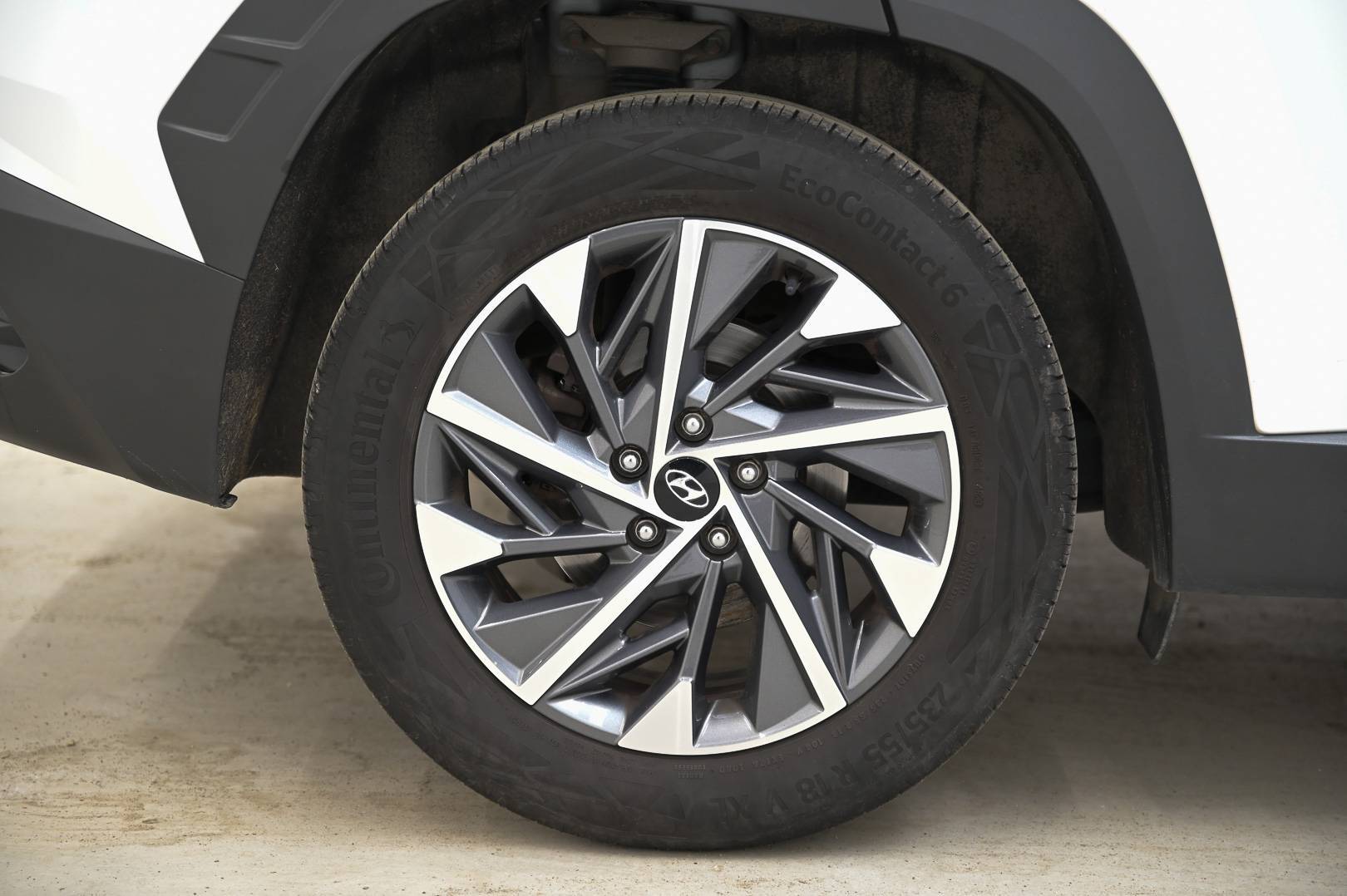 HYUNDAI Tucson - Foto 10