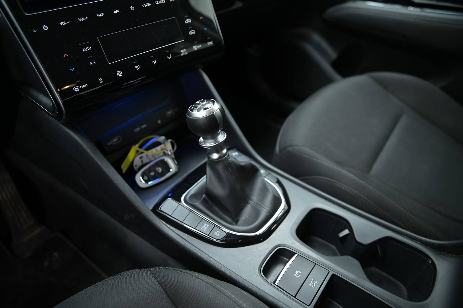 HYUNDAI Tucson - Foto 17