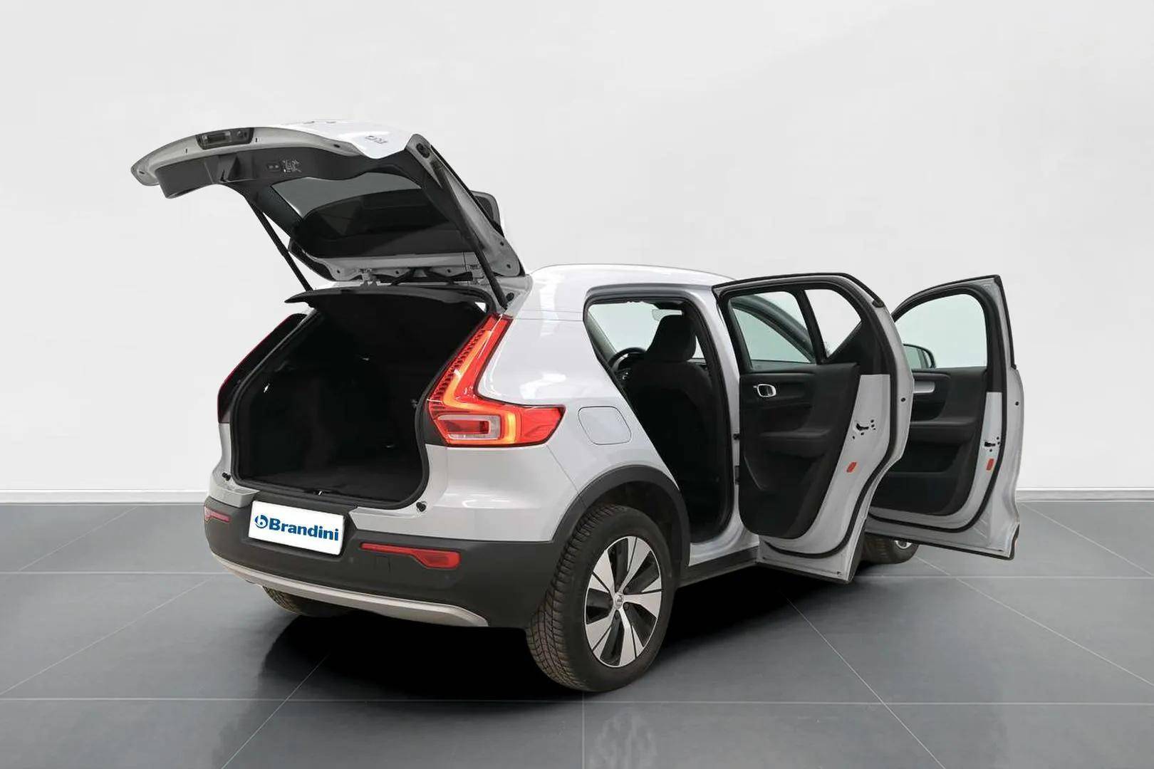 VOLVO XC40 - Foto 5