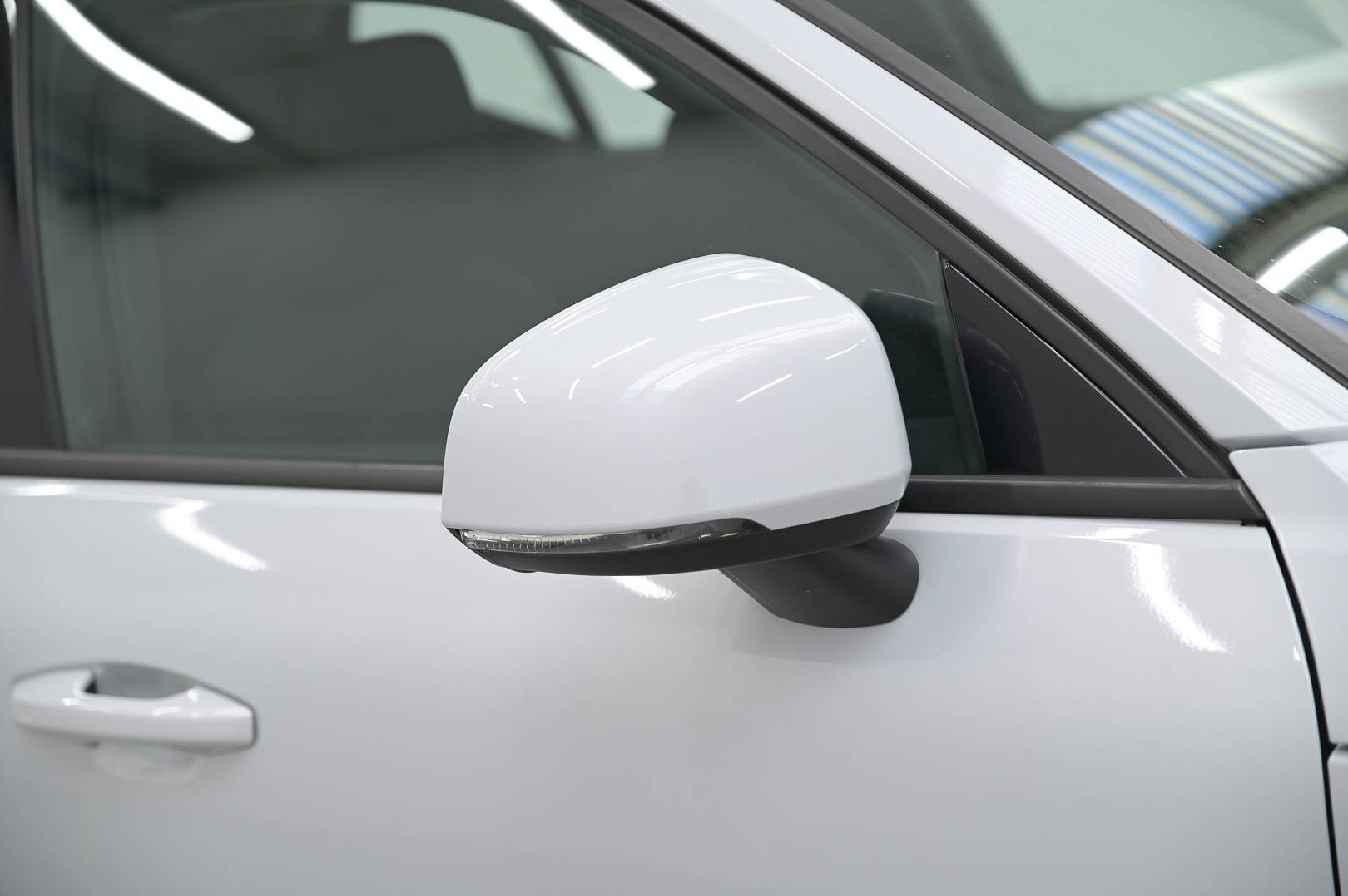 VOLVO XC40 - Foto 12