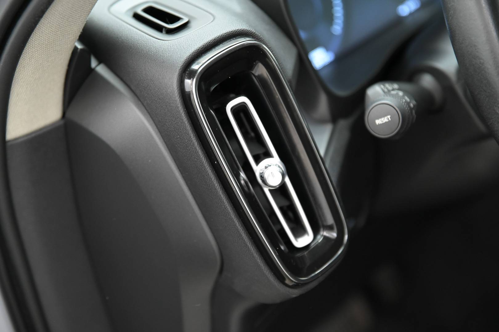 VOLVO XC40 - Foto 15