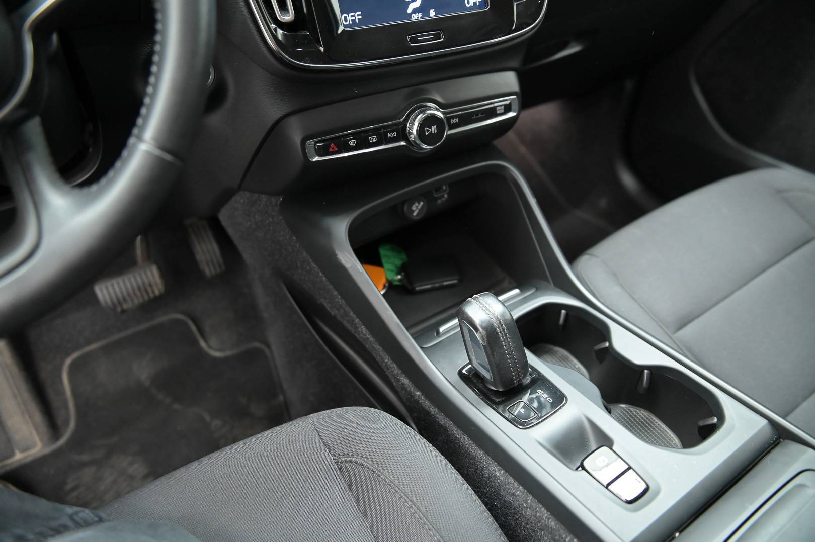 VOLVO XC40 - Foto 17