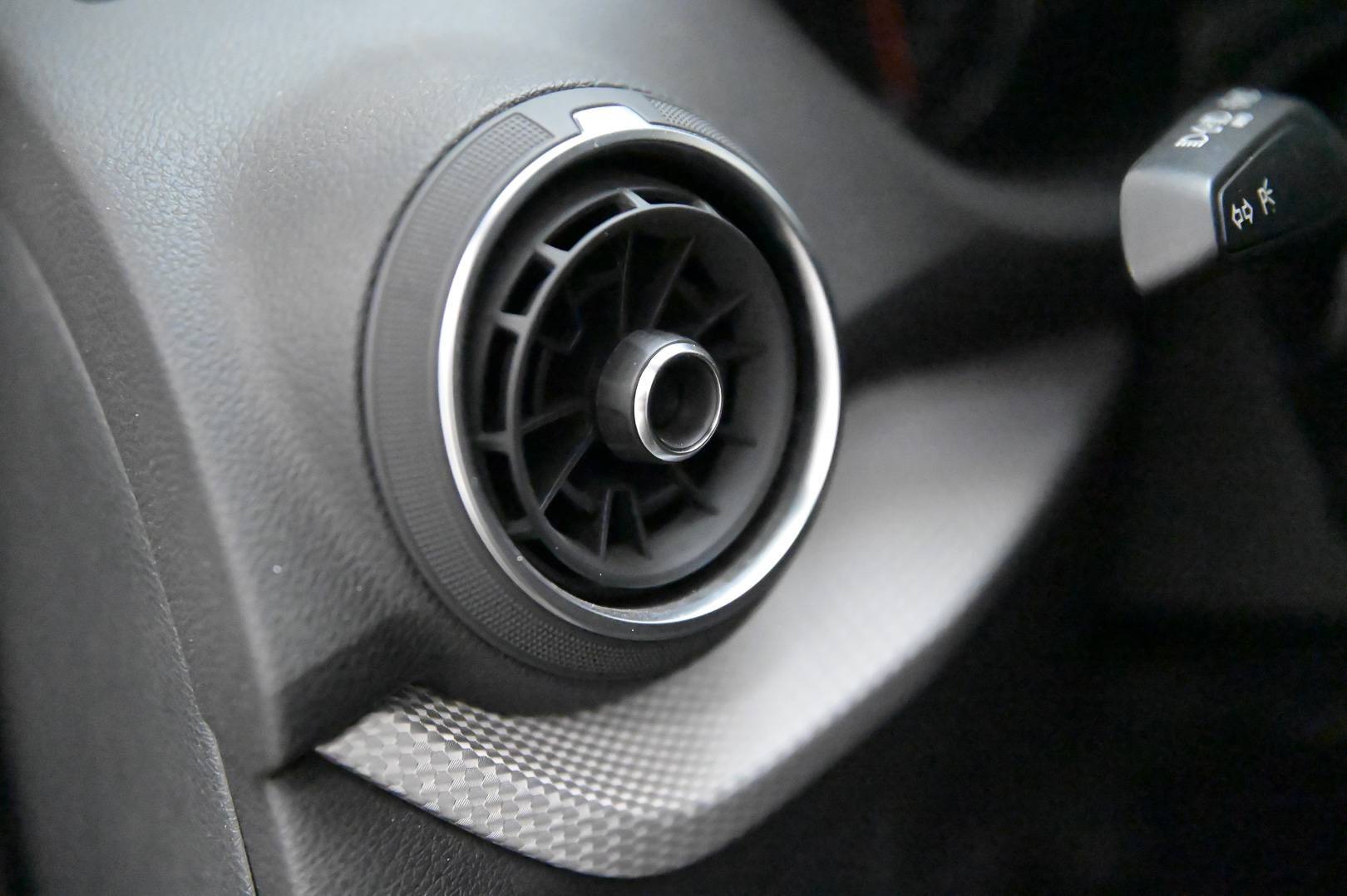 AUDI Q2 - Foto 14