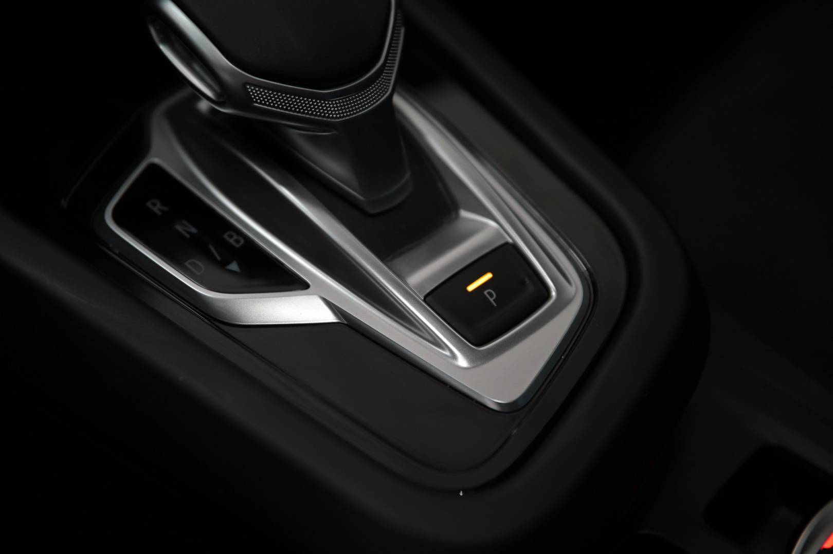 RENAULT Arkana - Foto 16