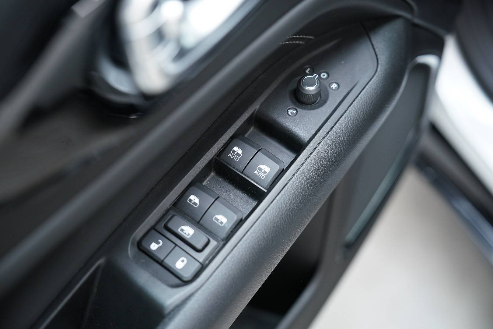 JEEP Compass - Foto 10