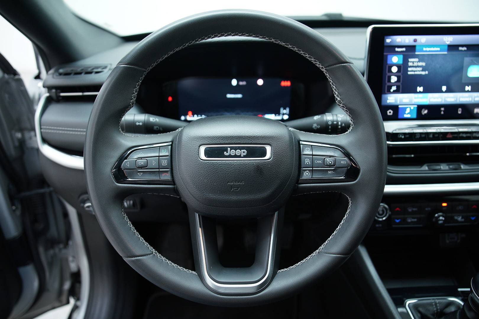 JEEP Compass - Foto 11