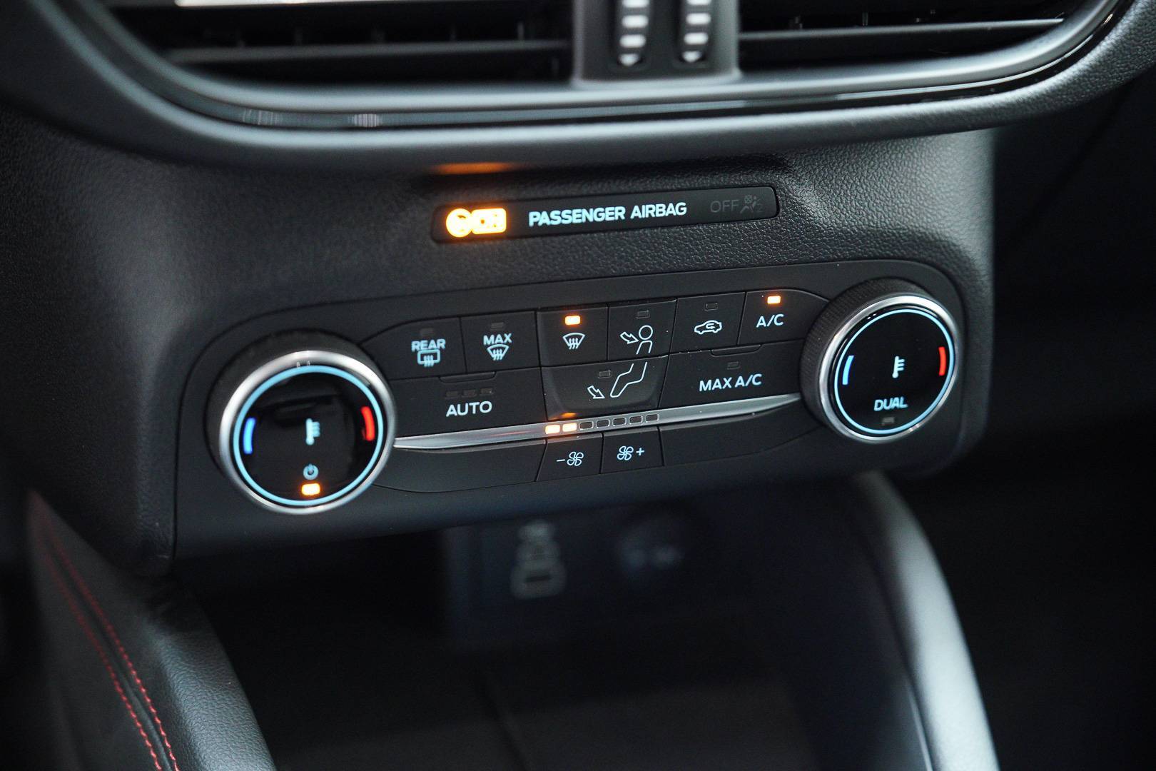 FORD Kuga - Foto 17