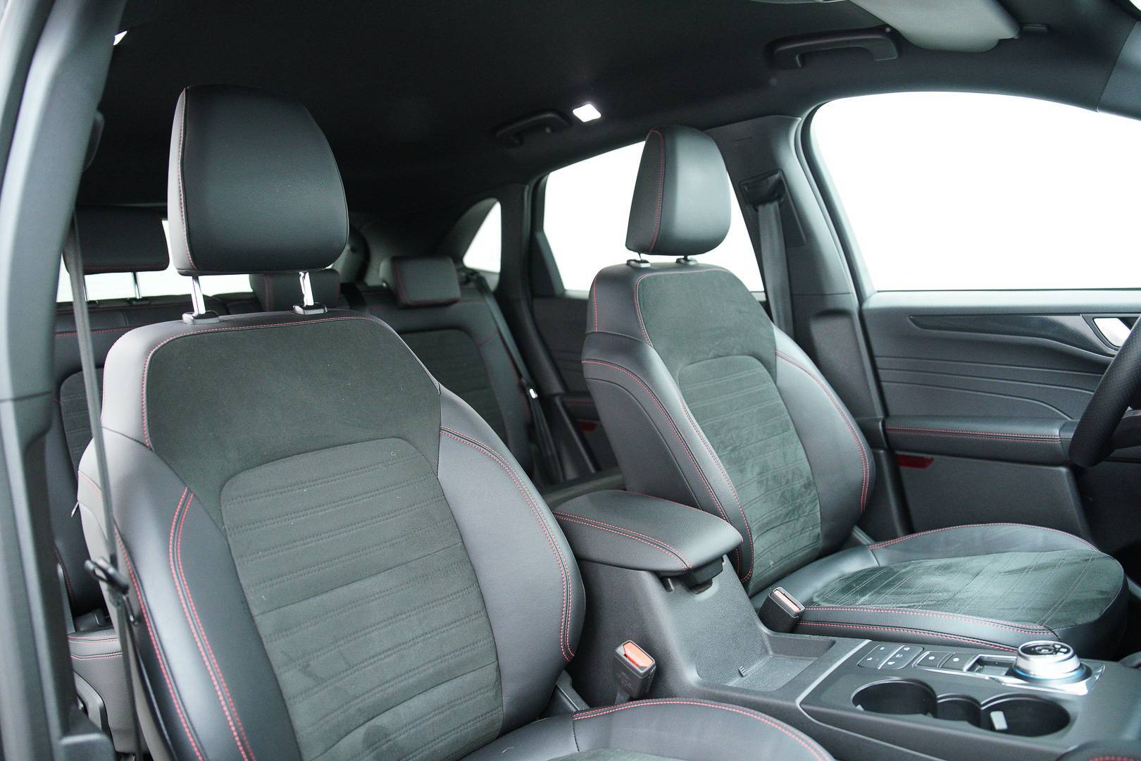 FORD Kuga - Foto 22