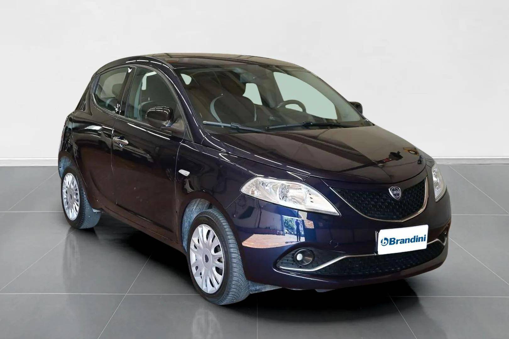 LANCIA Ypsilon - Foto 3