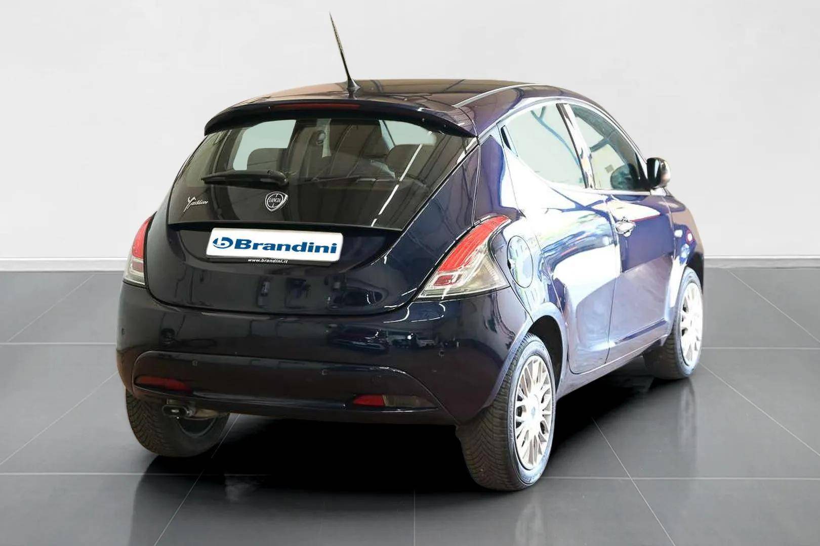 LANCIA Ypsilon - Foto 4