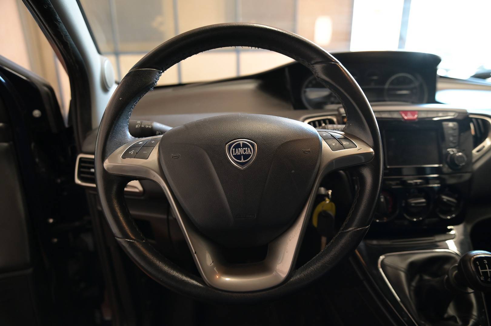 LANCIA Ypsilon - Foto 14