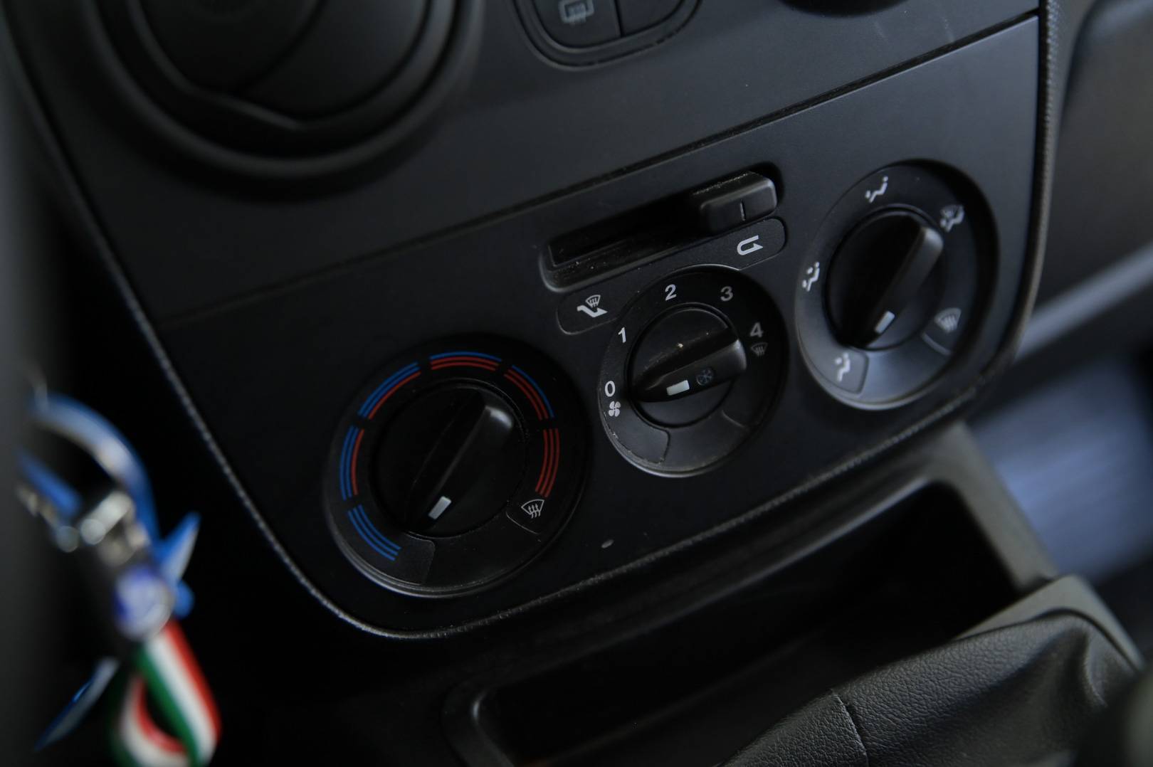 FIAT Fiorino - Foto 18