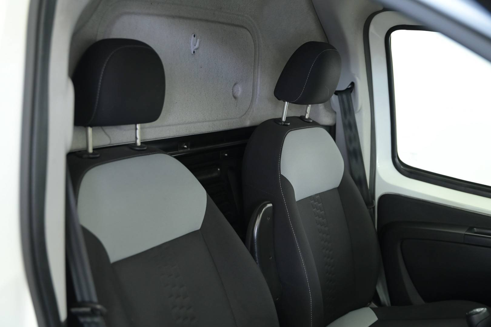 FIAT Fiorino - Foto 28