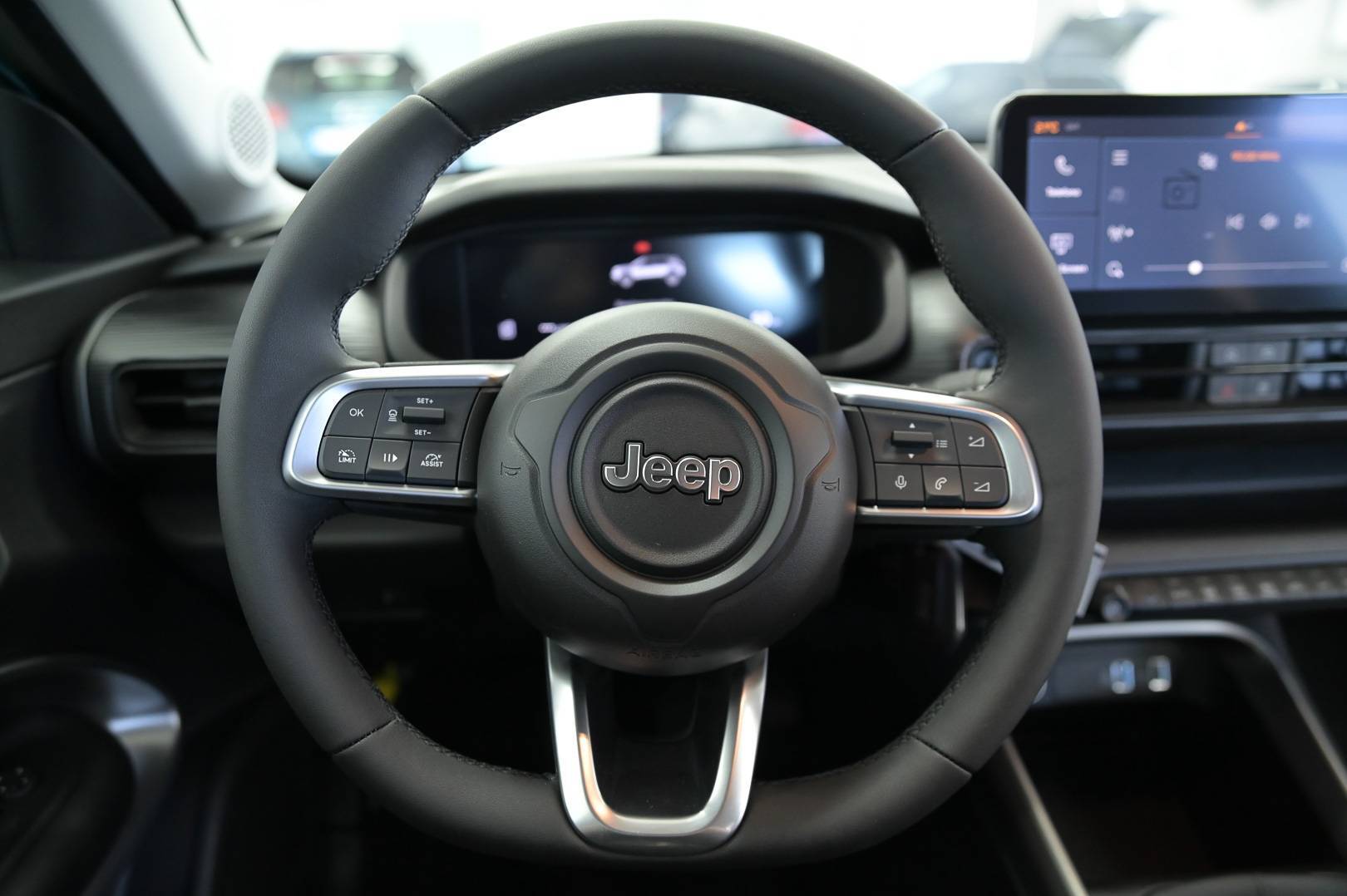 JEEP Avenger - Foto 17