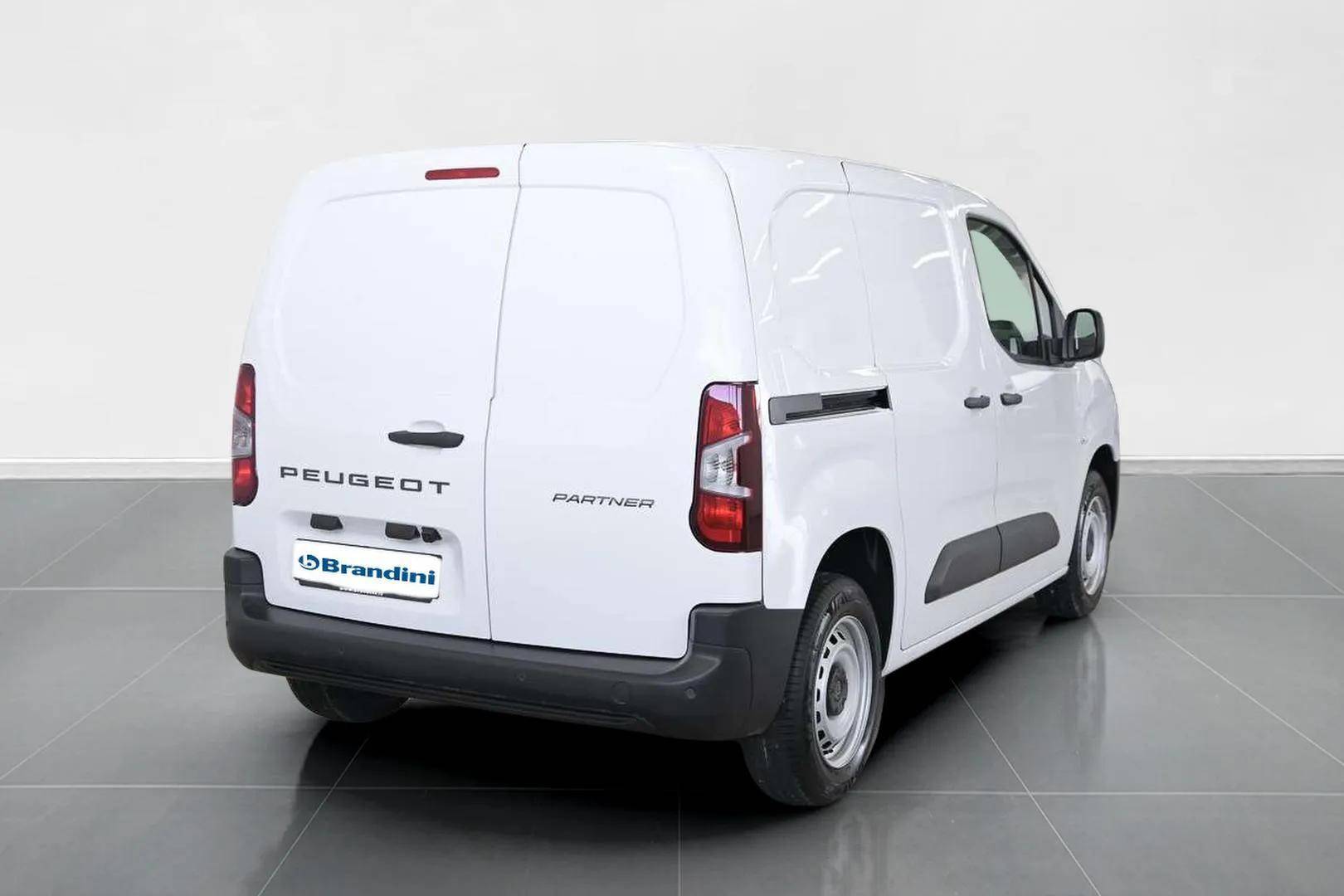 PEUGEOT Partner Partner 1.5 bluehdi 100cv S&S L1 usata in pronta consegna - Brandini
