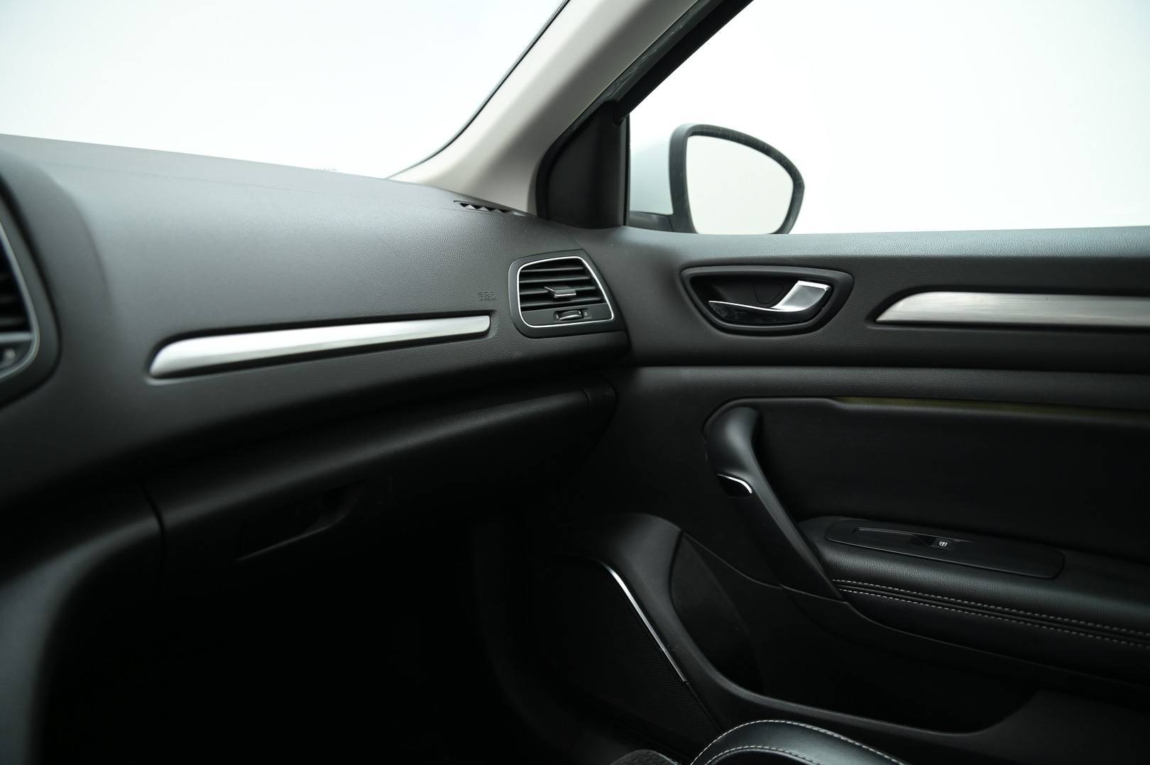 RENAULT Megane - Foto 16